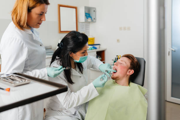 Best Emergency Tooth Extraction in Robbins, NC